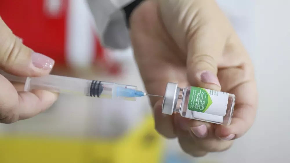 Unidades de Saúde de Rio Negro abrem neste sábado para vacinação contra a gripe